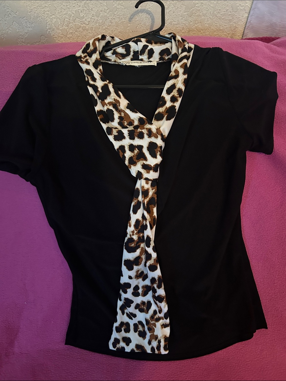 Black Short-Sleeve Top with Leopard-Print Scarf Detail